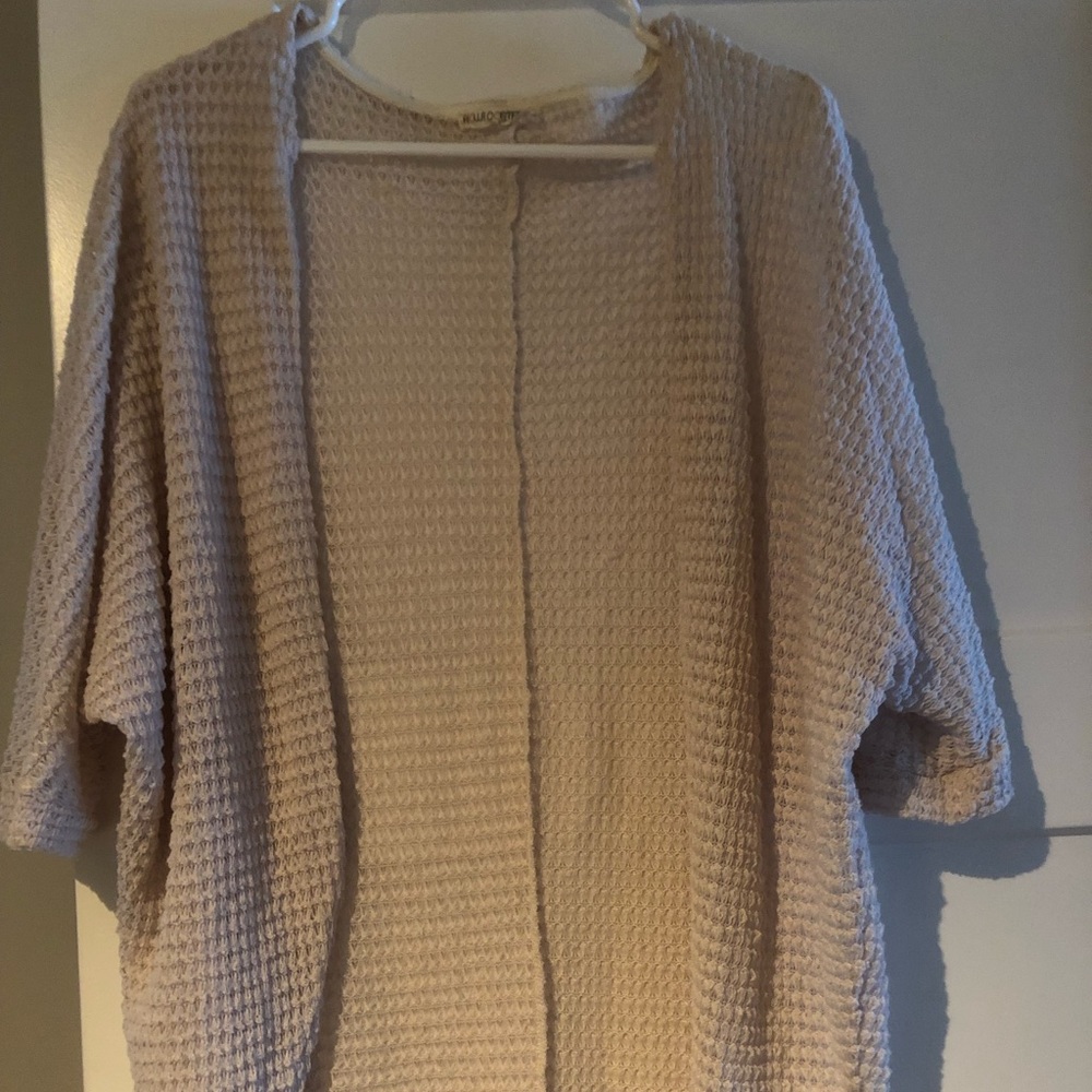 Short sleeve shrug
